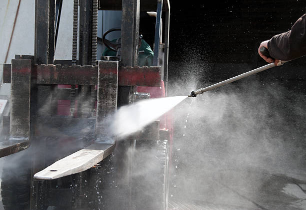 Playground Equipment Cleaning in St Helena, CA